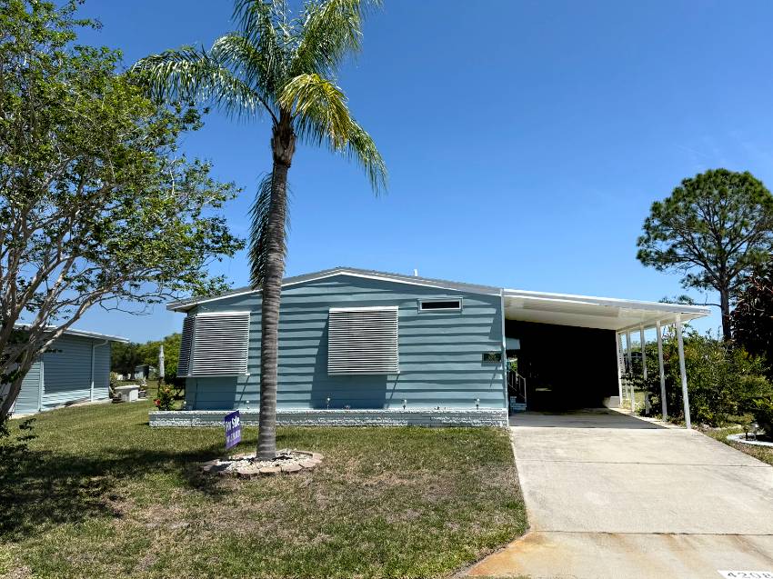Ellenton, FL Mobile Home for Sale located at 4208 Lake View Dr S Colony Cove